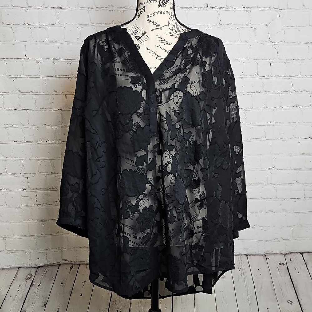 NWT Torrid Harper Chiffon Floral Blouse - Picture 4 of 10